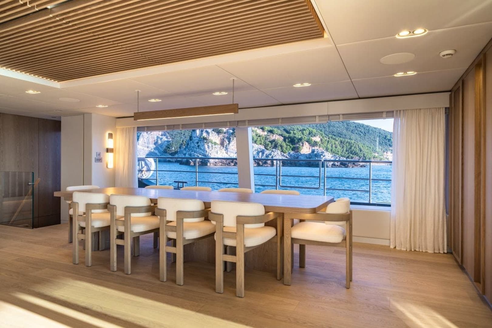 2025 SUNREEF YACHTS Sunreef 100 Power - Image 26