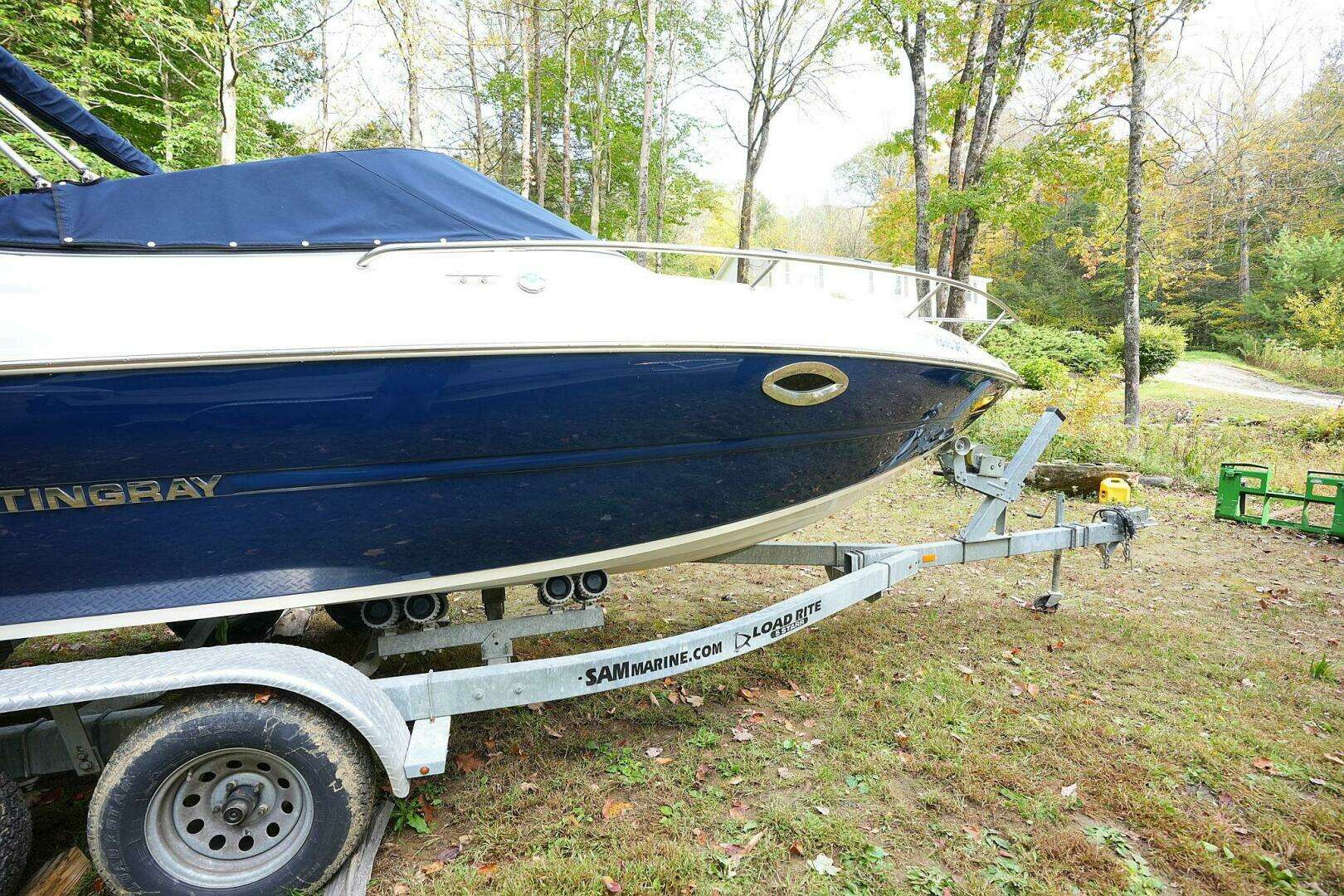 2016 Stingray 225 CR - Image 15