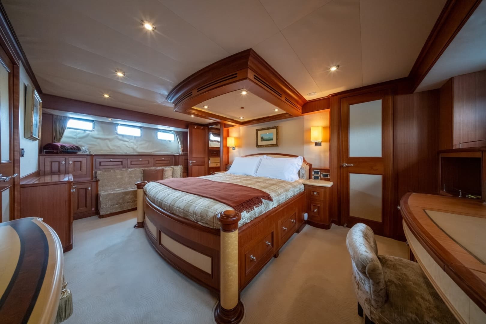 2010 Marlow Explorer 72E-CB - Image 26