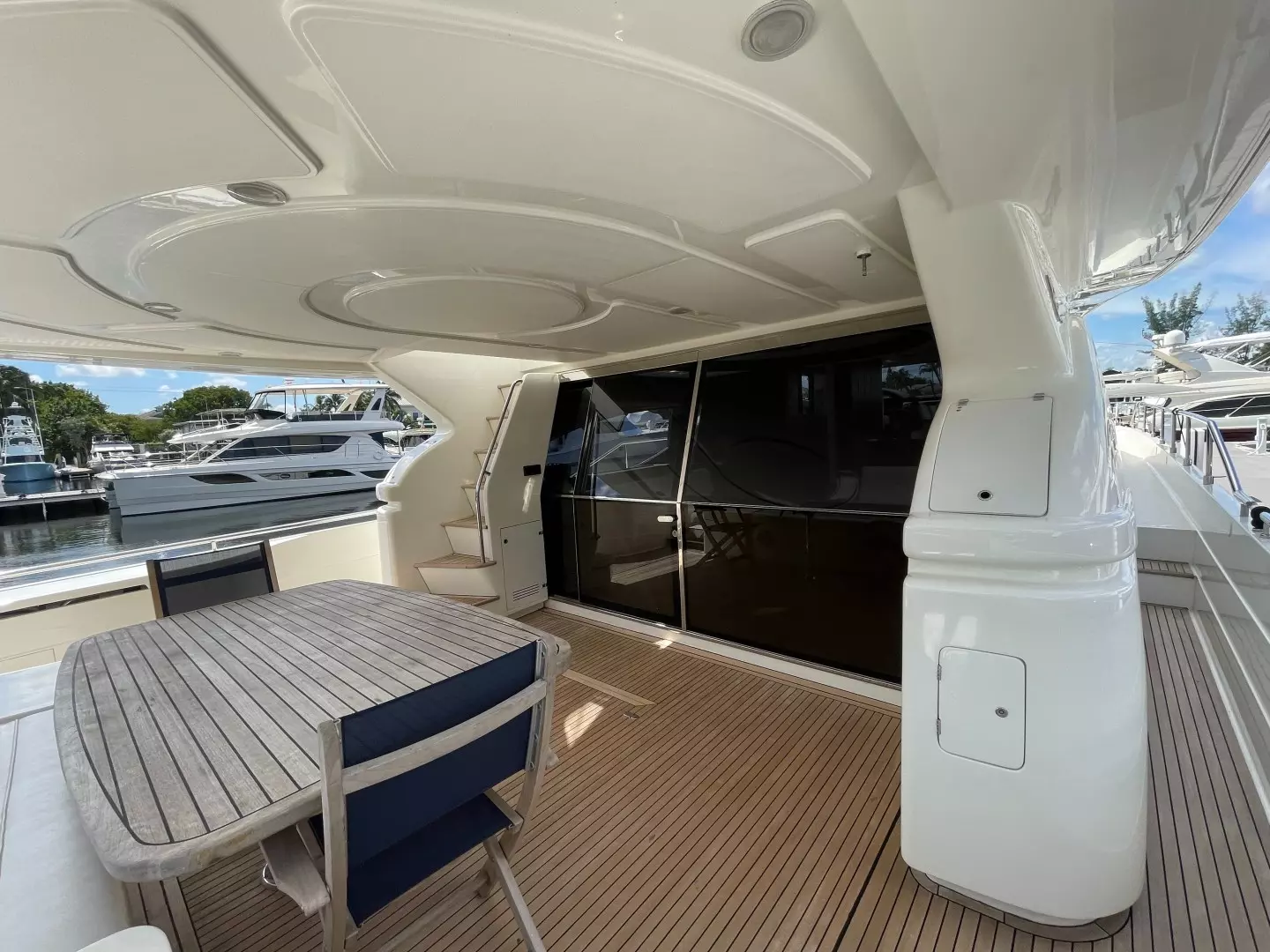 2001 Ferretti Yachts 680 - Image 10