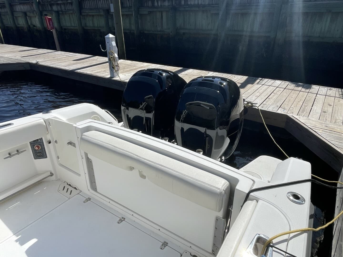 2016 Boston Whaler 270 Vantage - Image 6