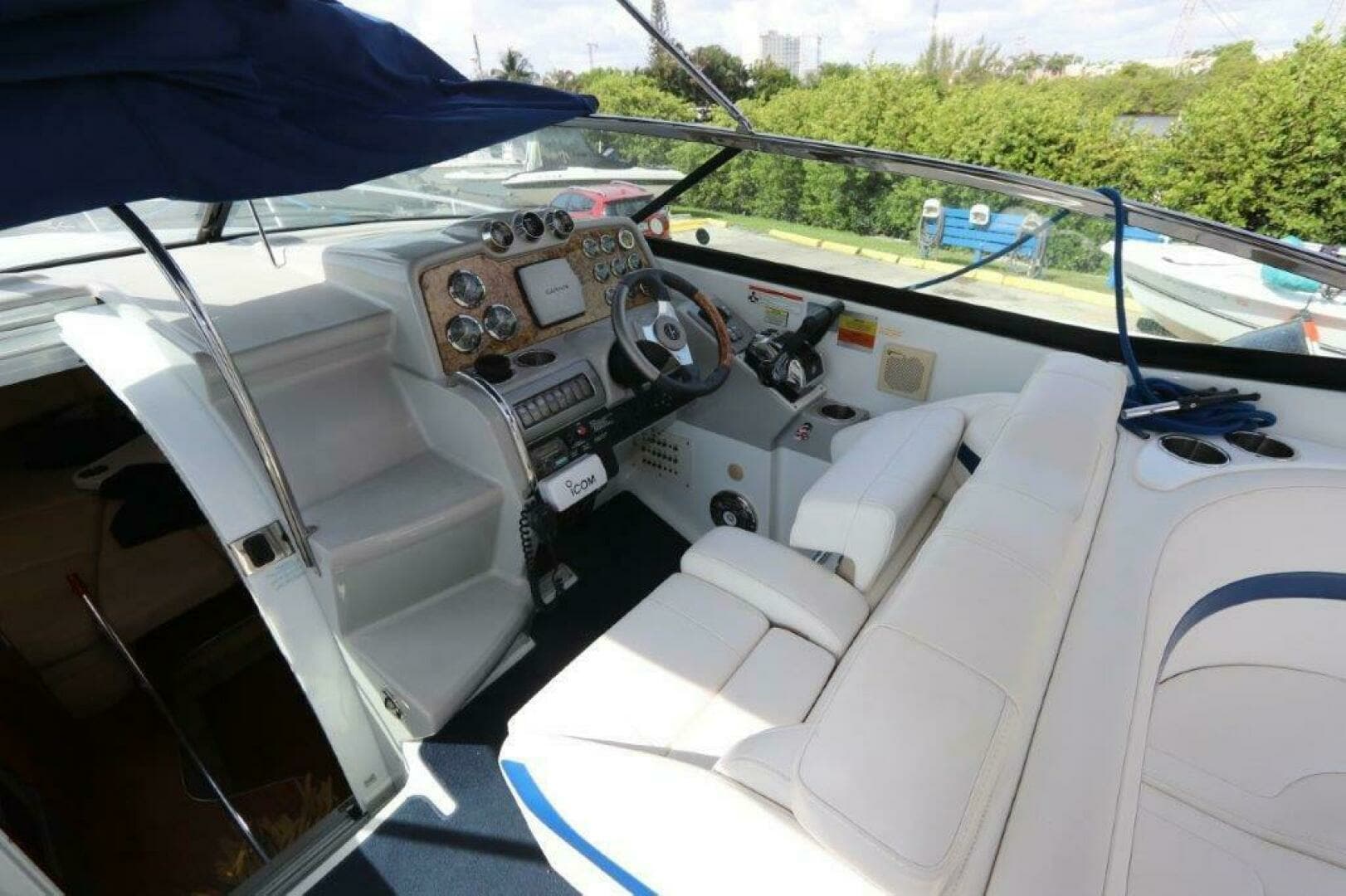 2008 Formula 310 Sun Sport - Image 9