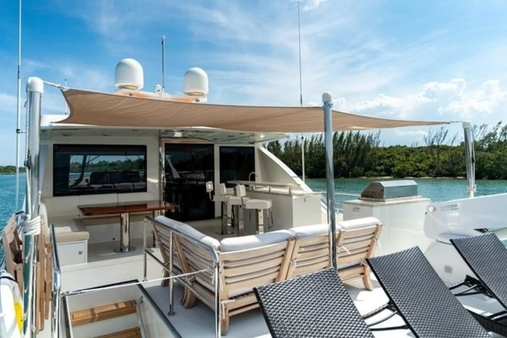 2019 Ocean Alexander Motoryacht 100 - Image 11