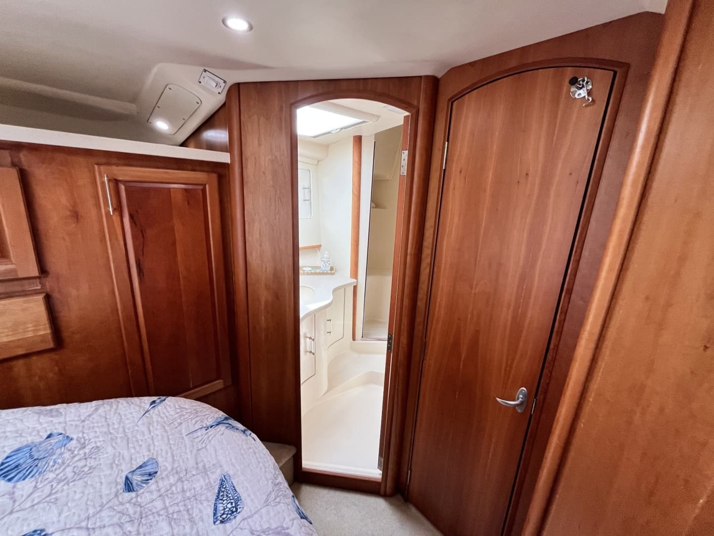 2003 Luhrs 40 Convertible - Image 51