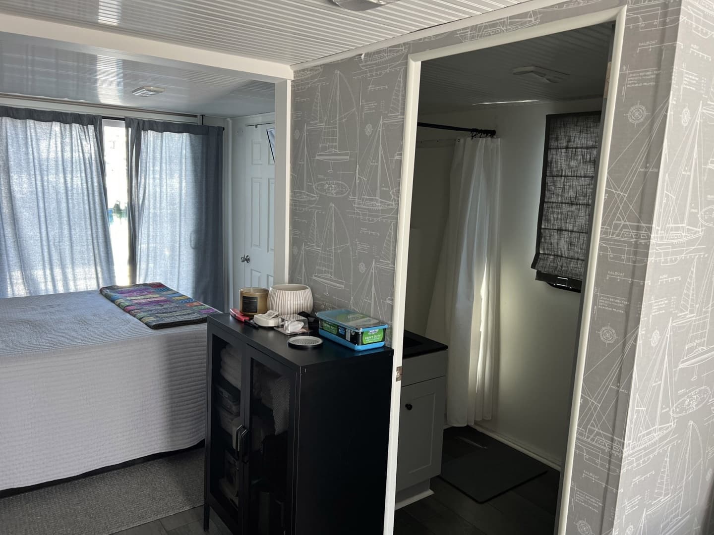 2019 Catamaran Cruisers Houseboat - Image 25