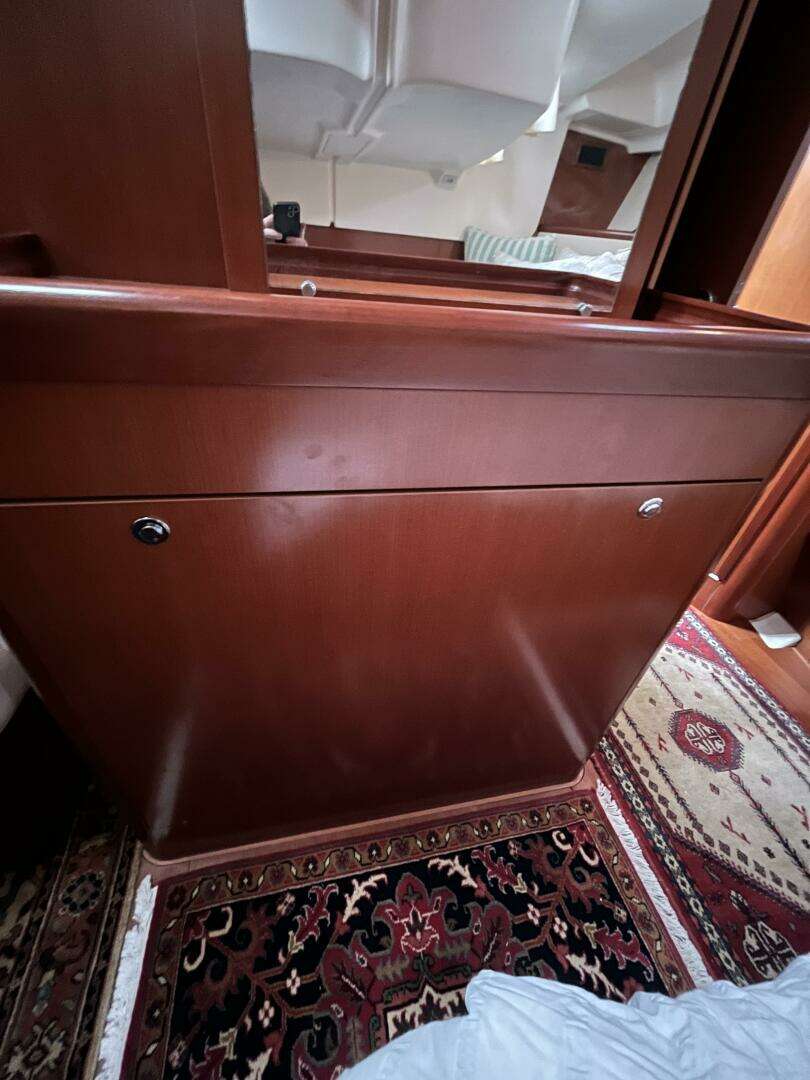 2007 Beneteau 49 - Image 32
