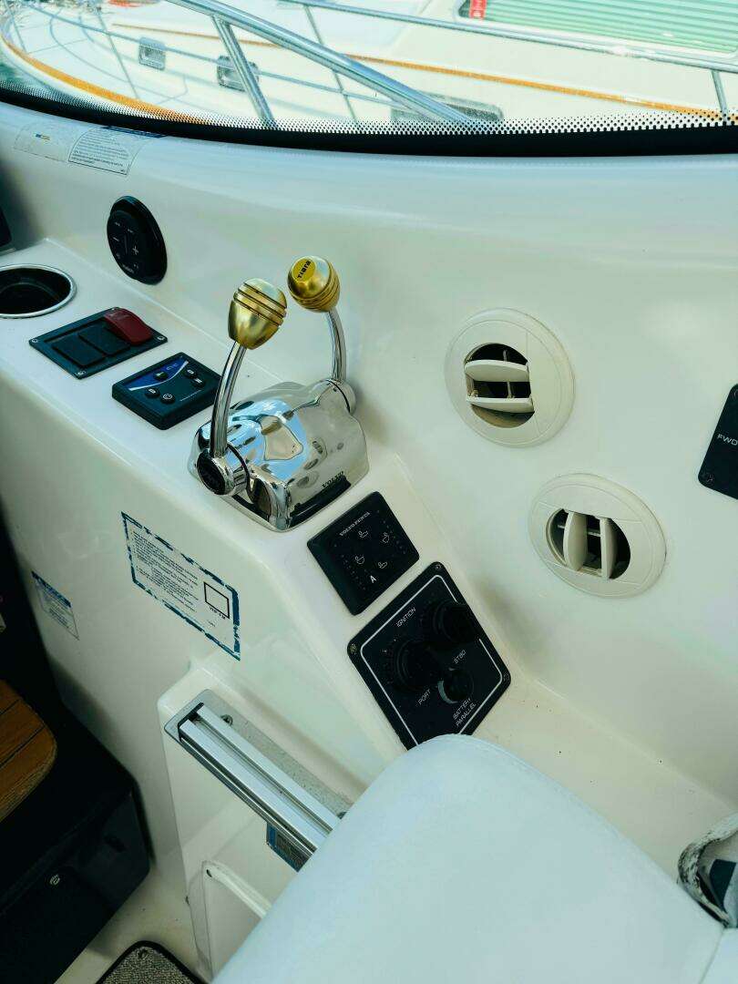 2007 Tiara Yachts 3900 Sovran - Image 12