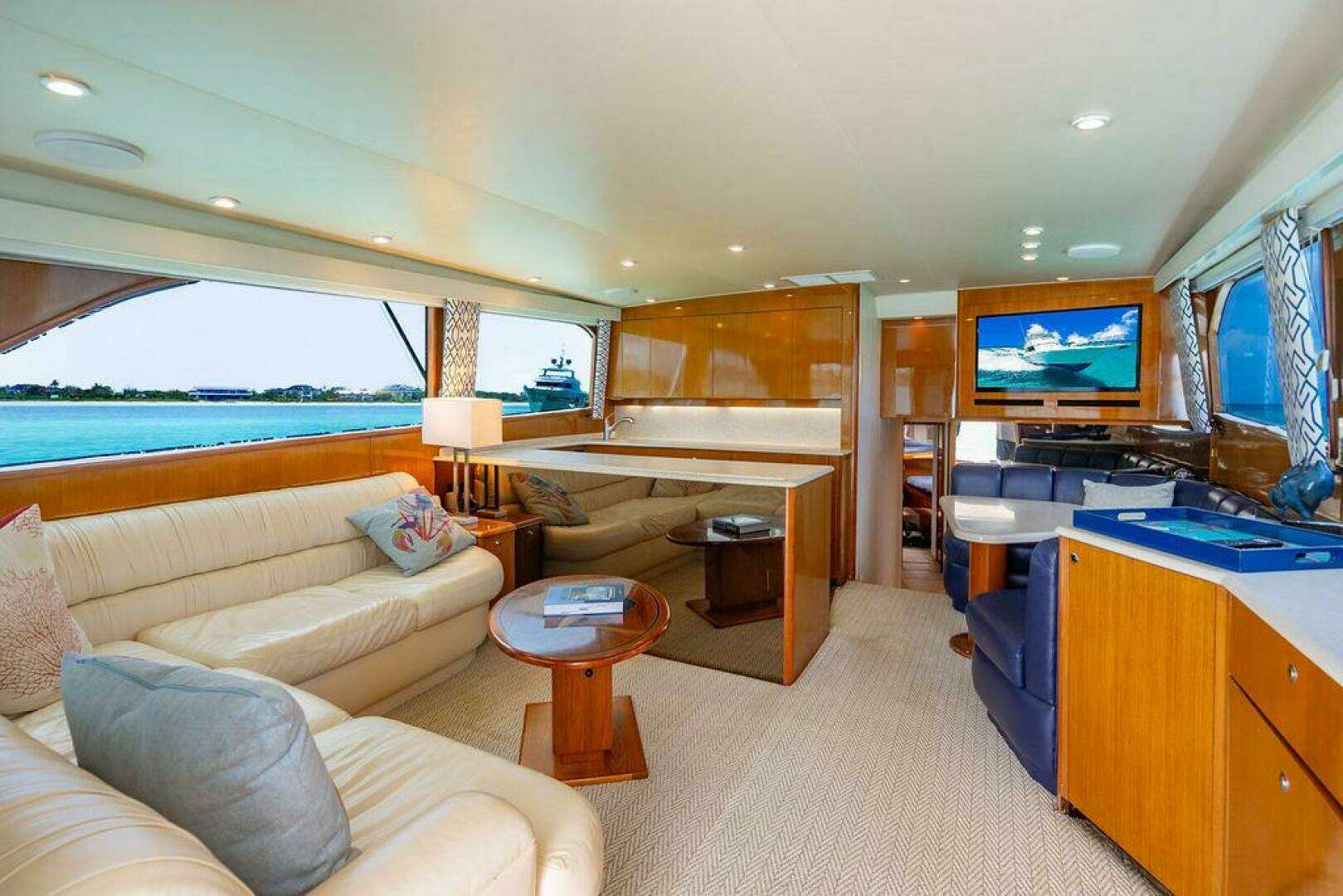 1999 Viking 55 Convertible - Image 90