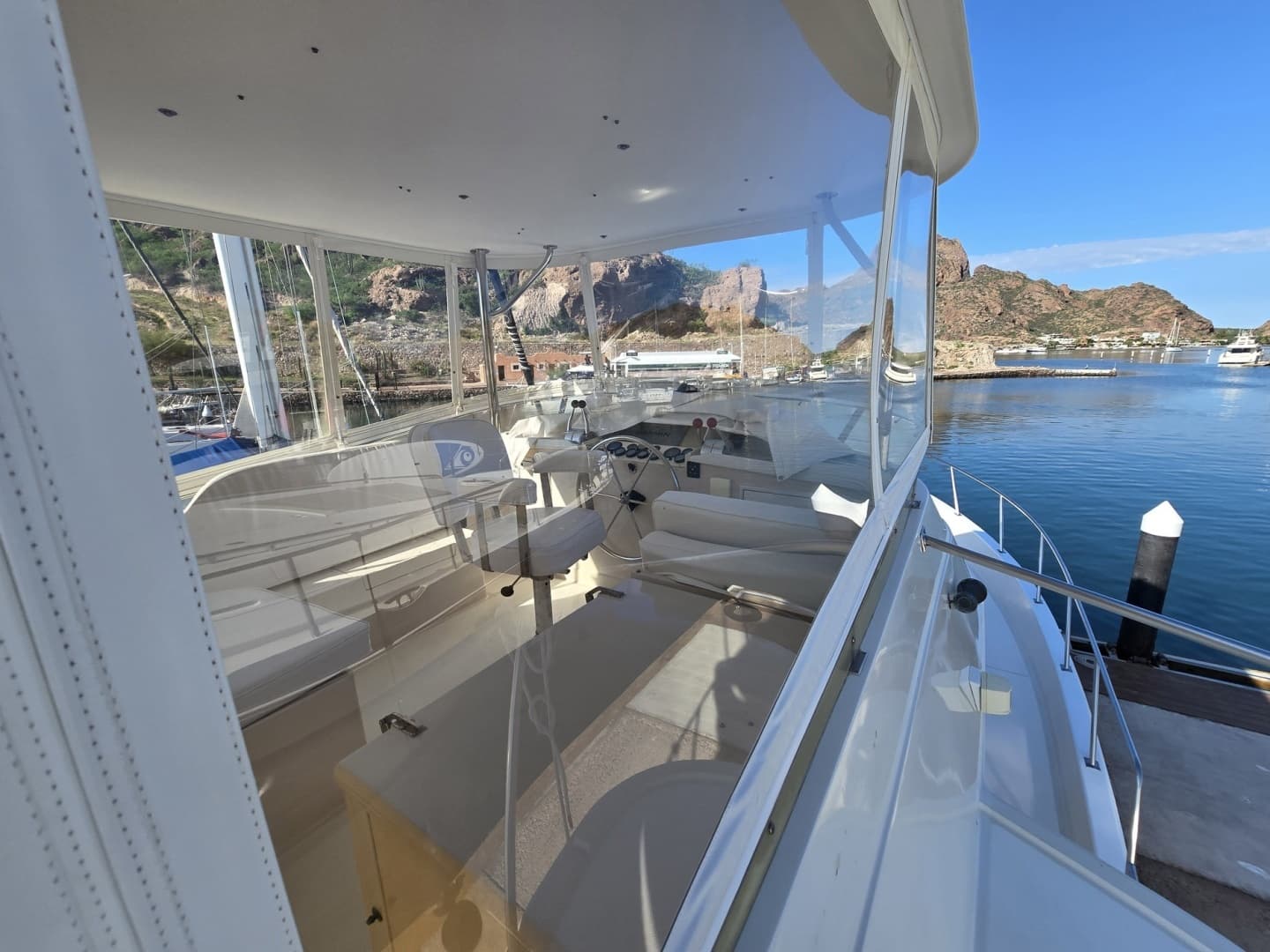 1989 Offshore Yachts 48 Sedan - Image 7
