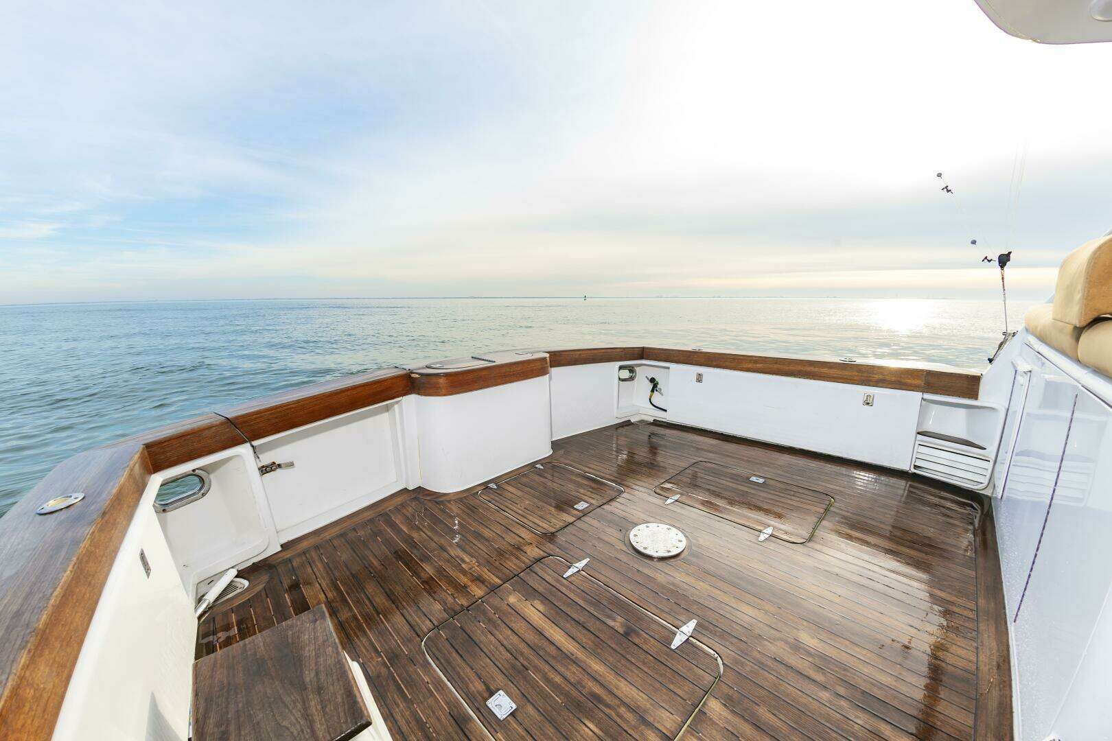 2001 Ocean Yachts 52 SUPER SPORT - Image 14