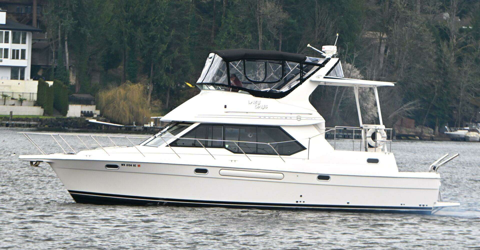 1996 Bayliner 4087 Aft Cabin Motoryacht - Image 11