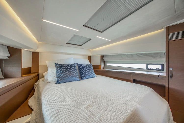 2019 Prestige 460 - Image 52