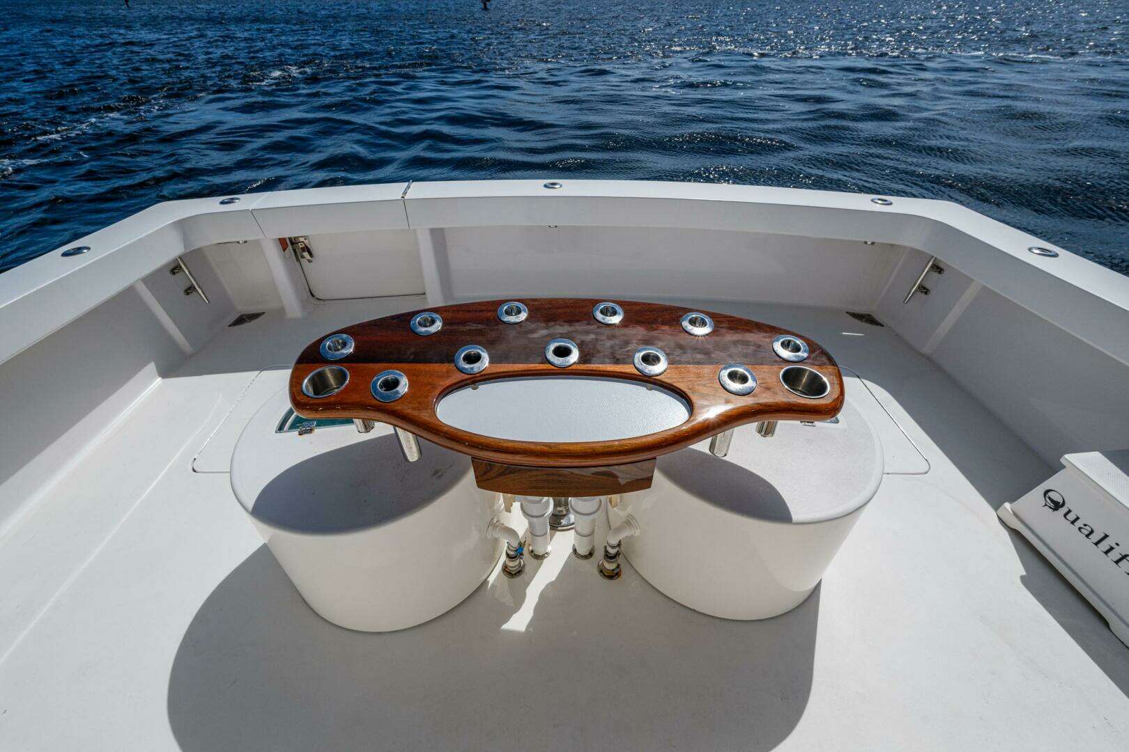 2006 Viking 52 Convertible - Image 26