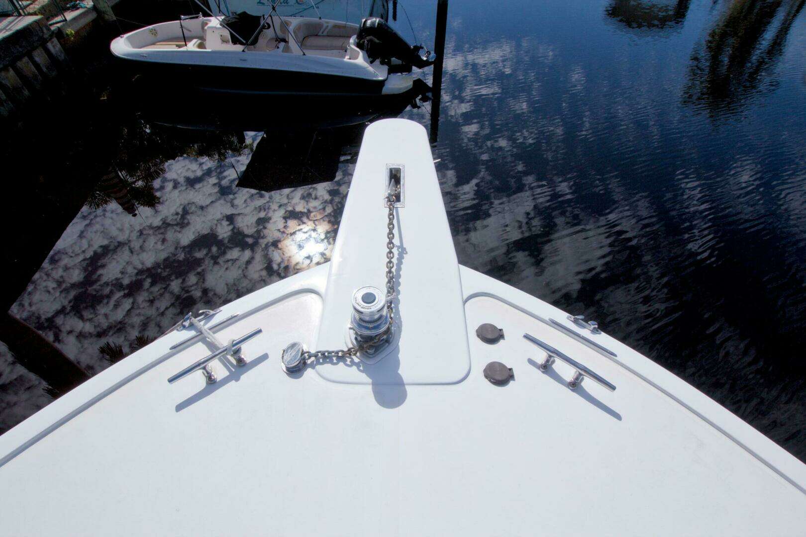 1990 Viking 53 Convertible - Image 18