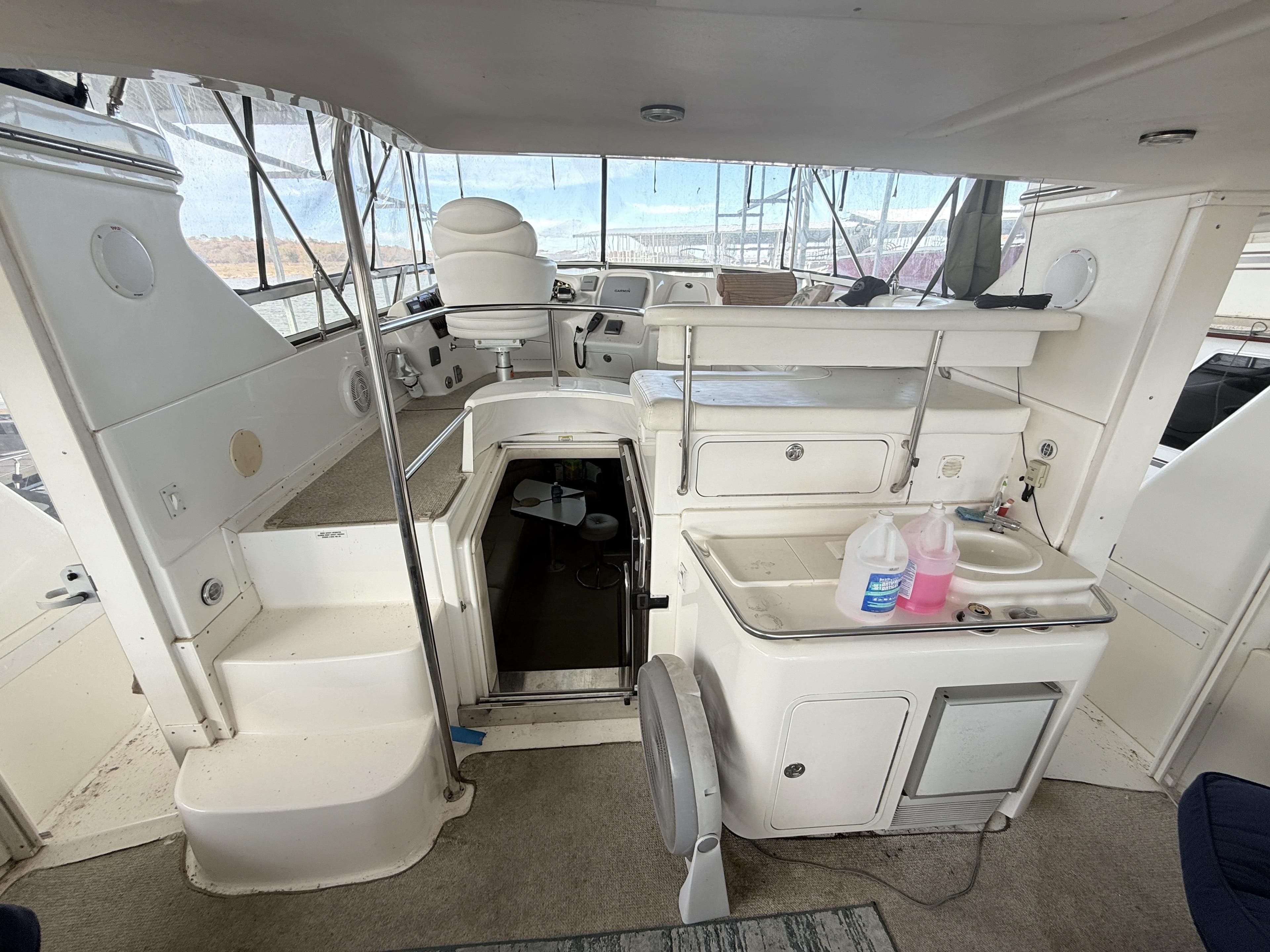 2001 Sea Ray 420 Aft Cabin - 13