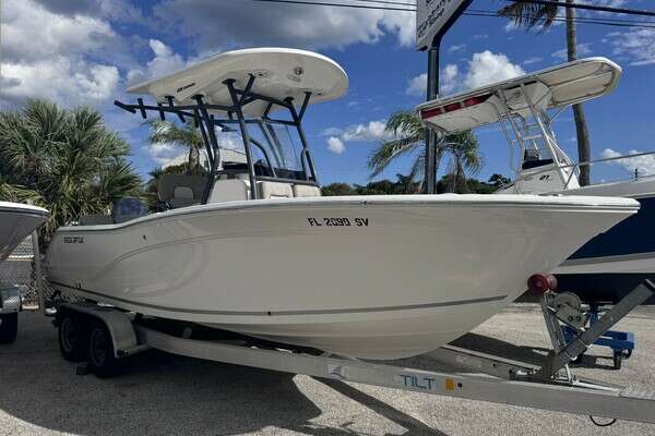 2021 Sea Fox 228 Commander - Image 1