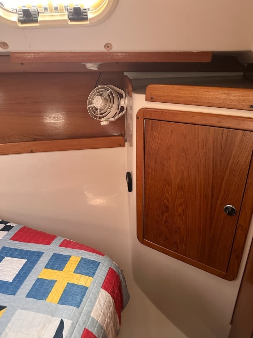 2002 Catalina 310 - Image 27