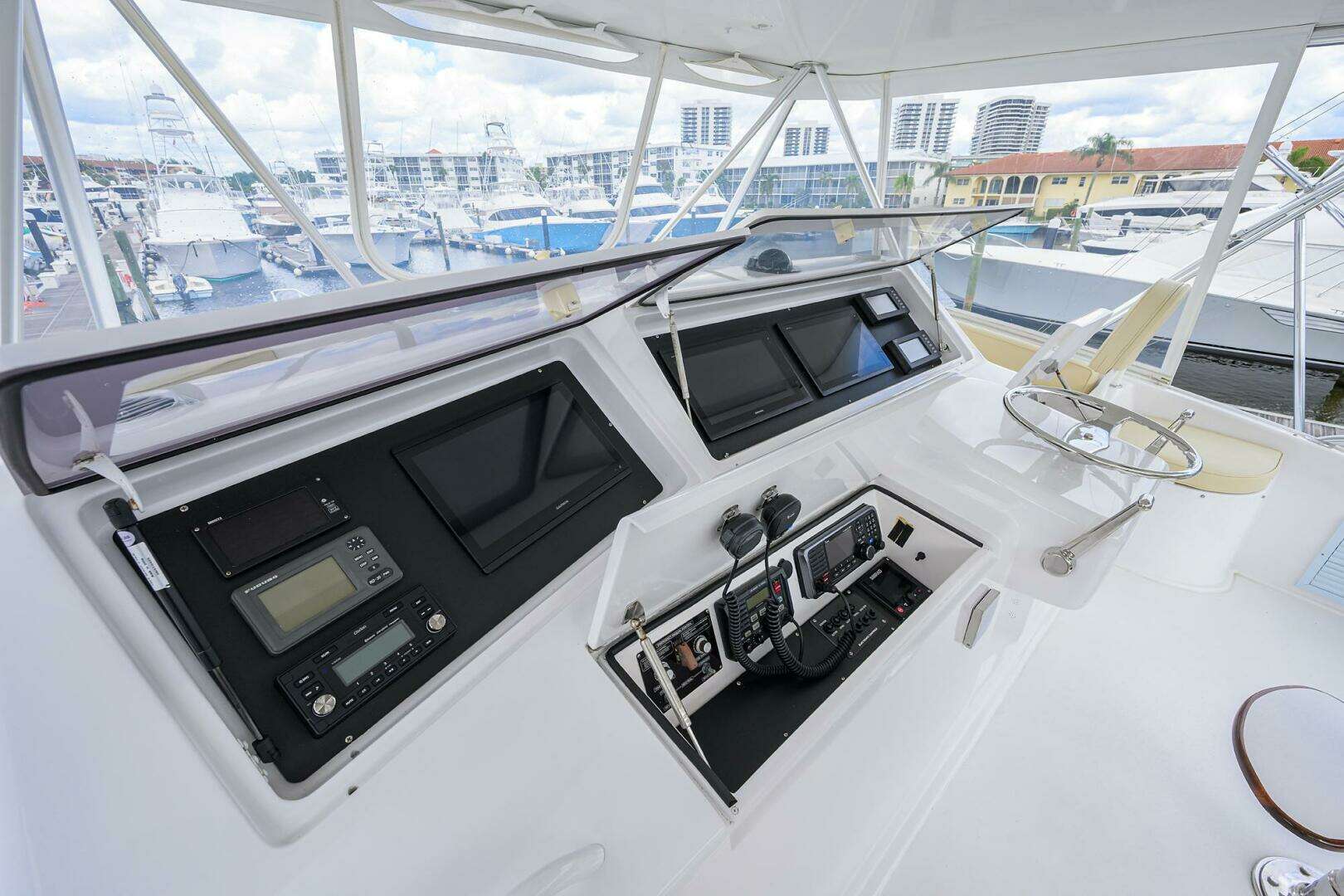 2004 Viking 56 Convertible - Image 18