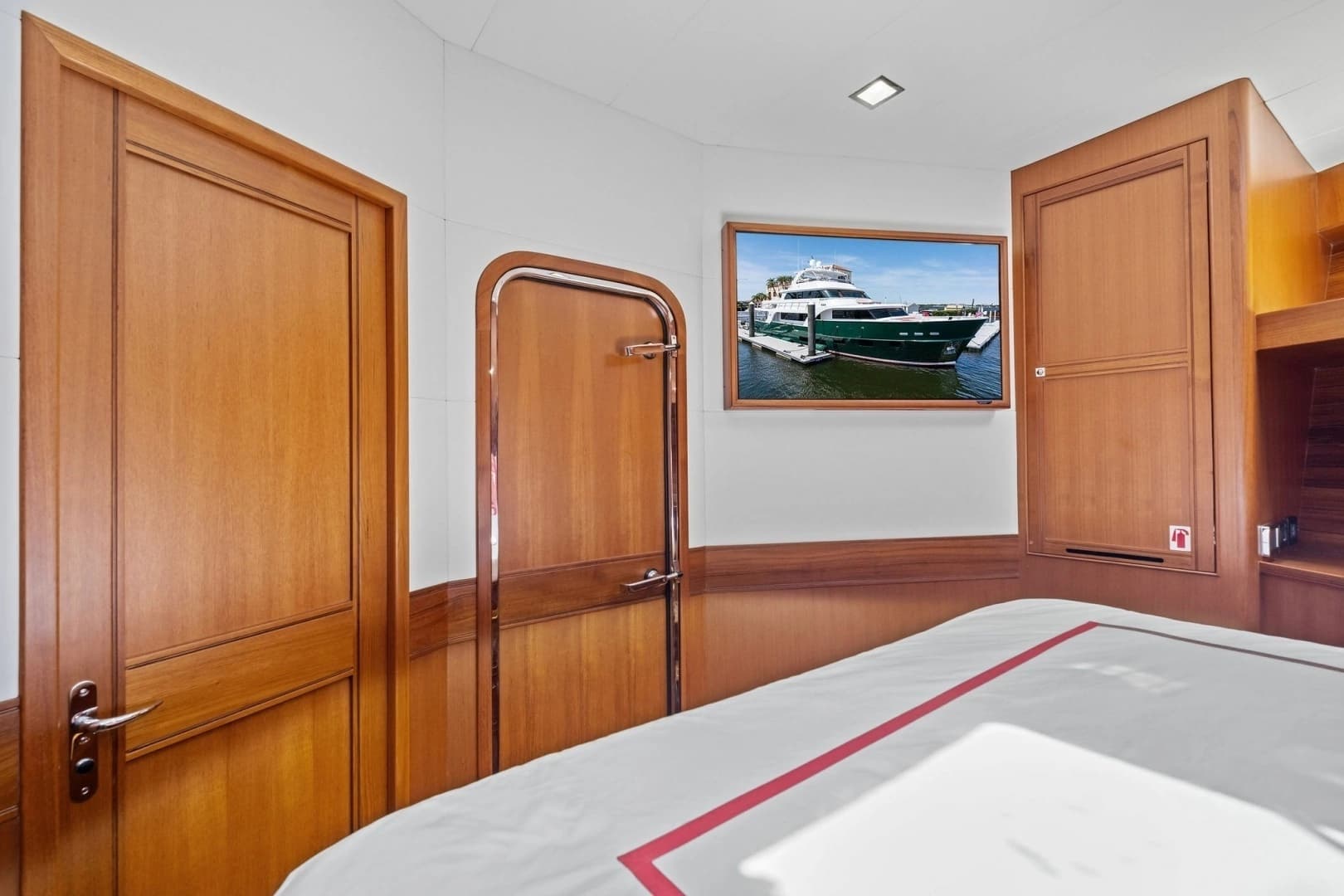 2024 Marlow 90V - Image 39