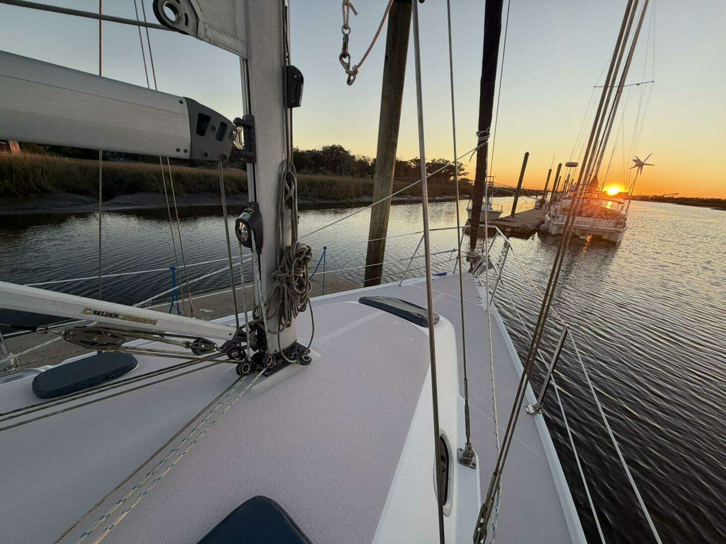 2010 Catalina 309 - Image 85