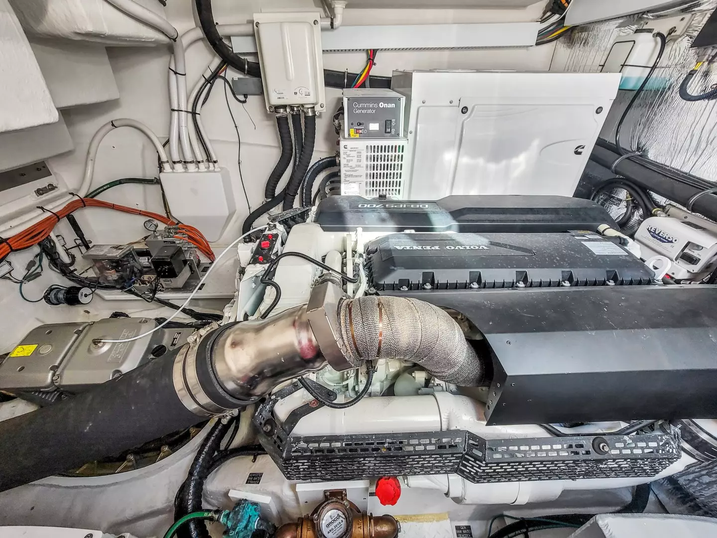 2019 Cruisers 50 Cantius - Image 37