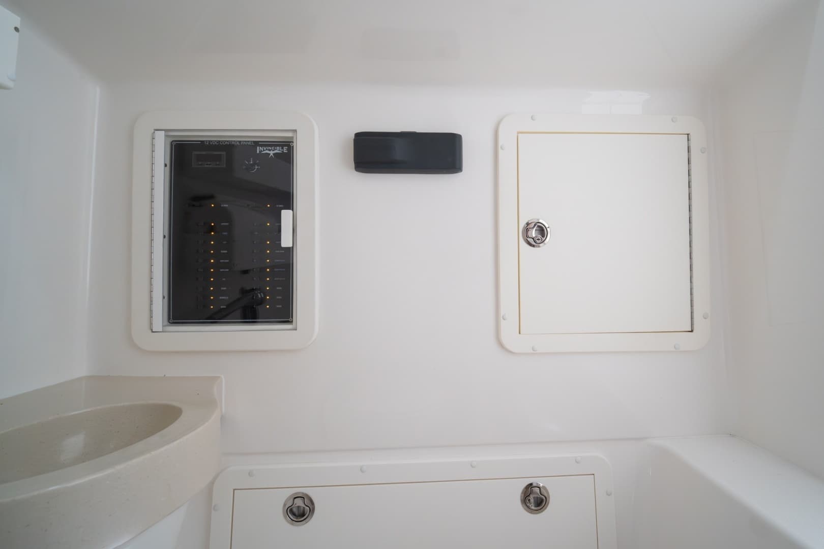 2017 Invincible 39 Open Fisherman - Image 37