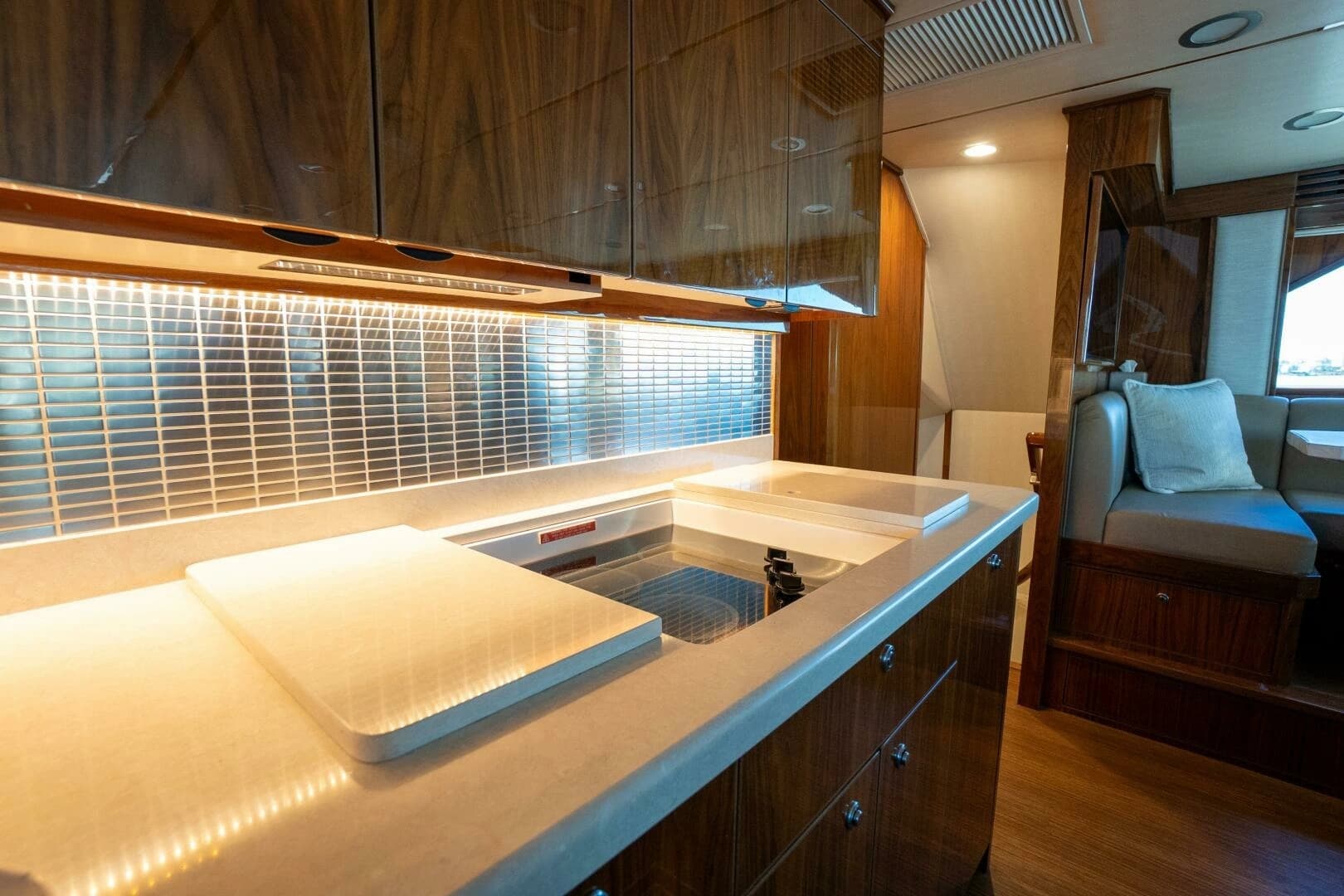 2021 Viking 72 Enclosed Bridge - Image 11