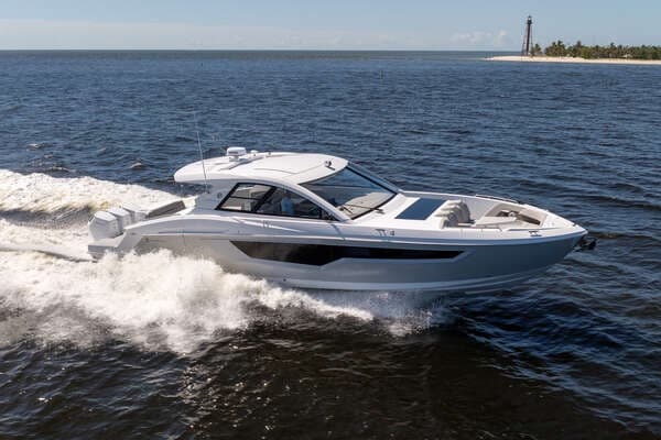 2026 Cruisers Yachts 50GLS OB - Image 1