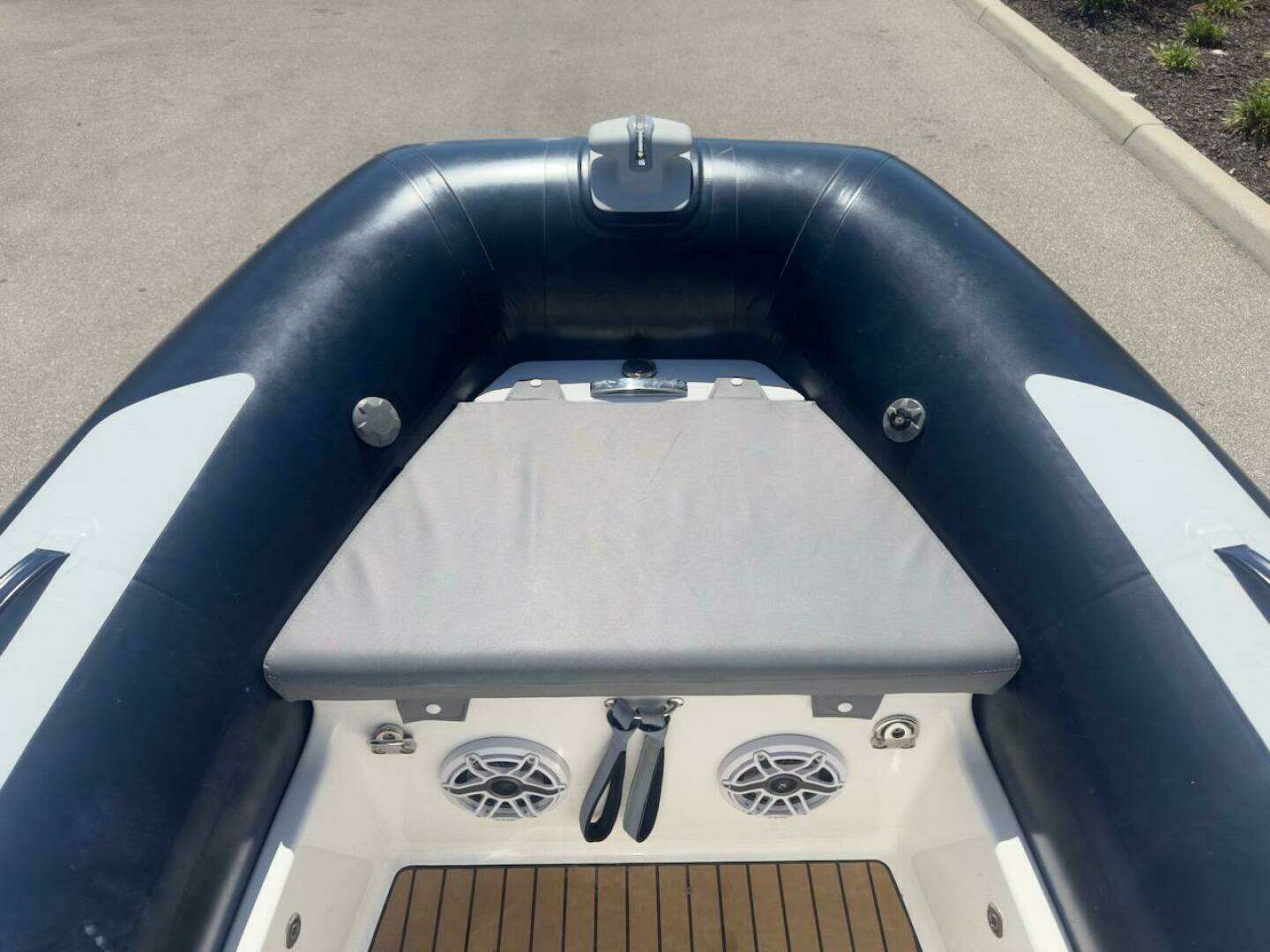 2024 Williams Jet Tenders 445 Diesel Jet - Image 7