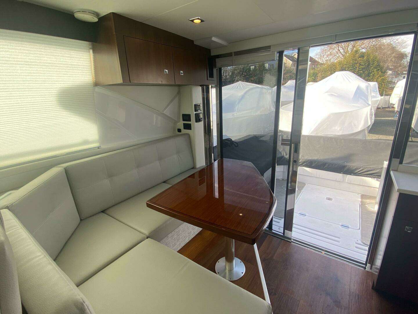 2023 Cruisers 42 Cantius - Image 5