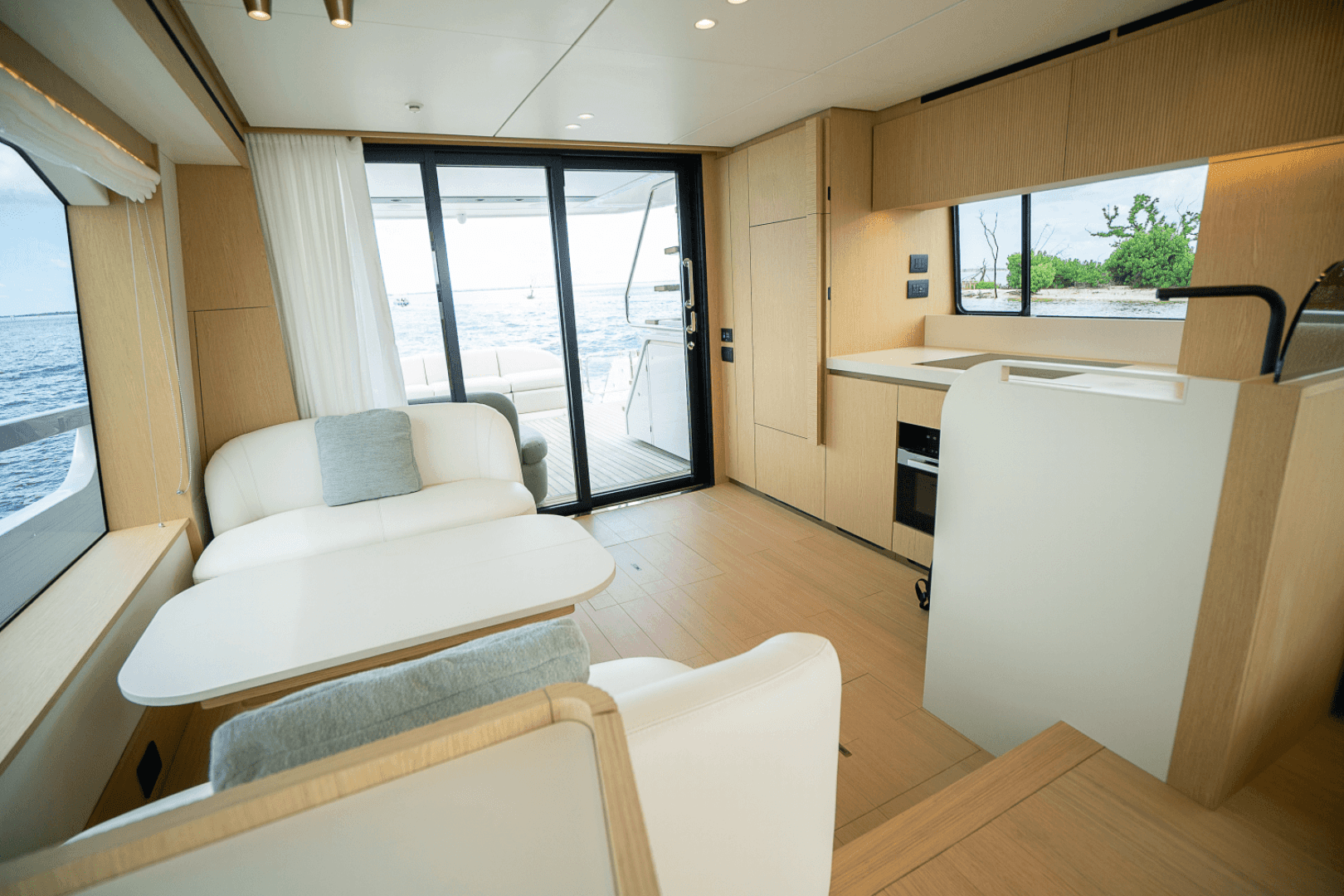 2026 Azimut Fly 62 - Image 41