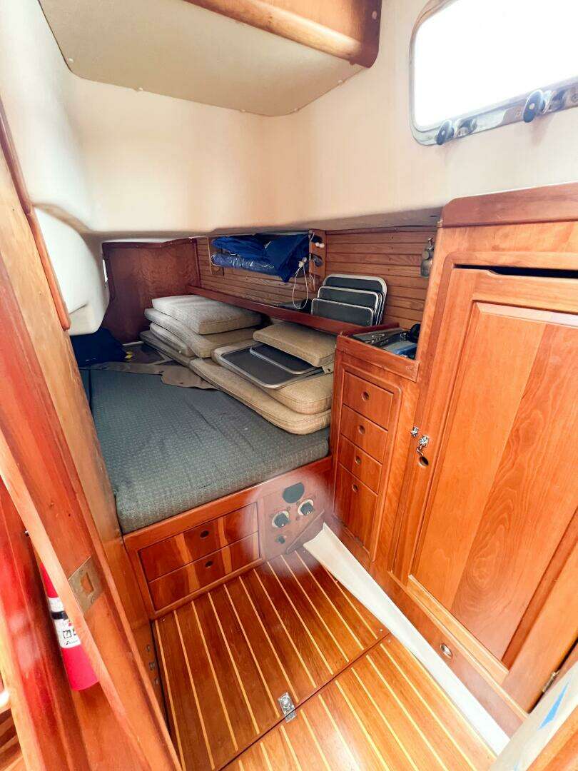 1998 Saga 43 - Image 34