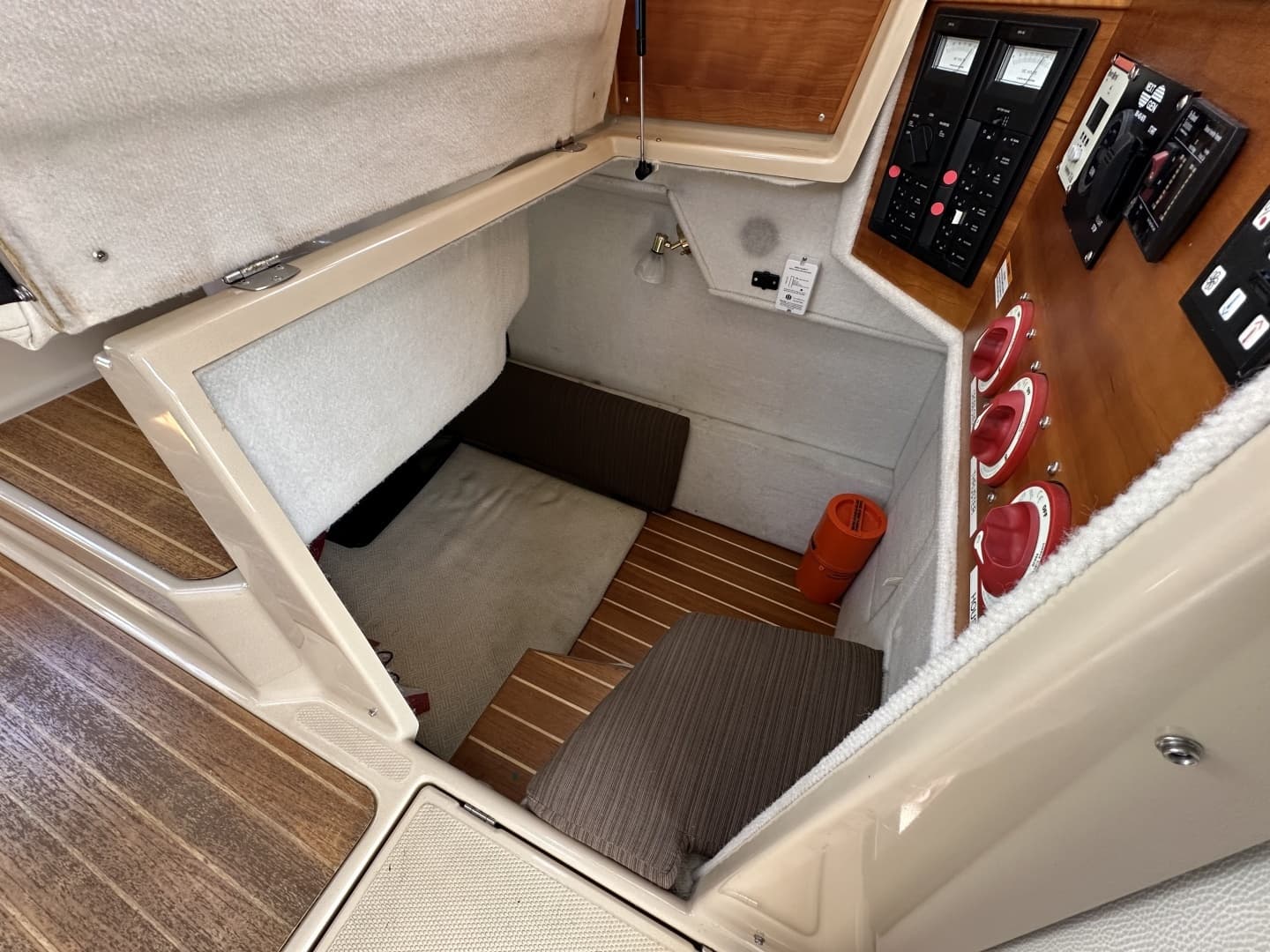 2016 Cutwater C-28 LE - Image 39