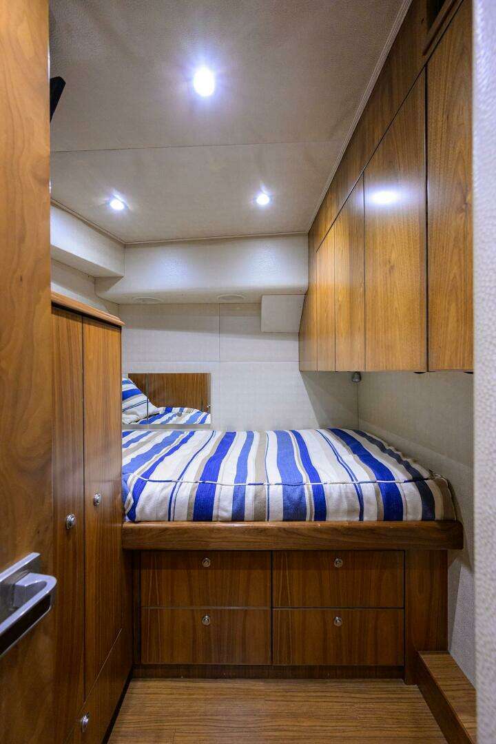2017 Viking 92 Enclosed Bridge - Image 75