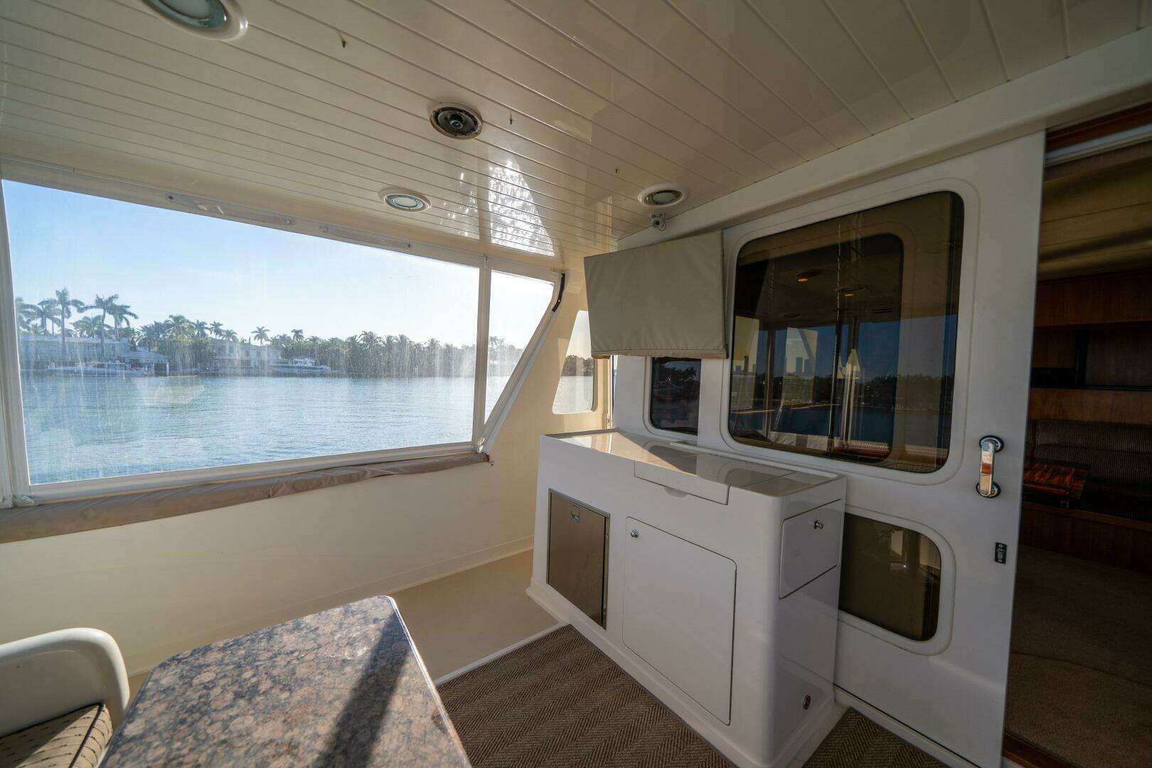 2006 Offshore Yachts 72 Pilothouse - Image 15