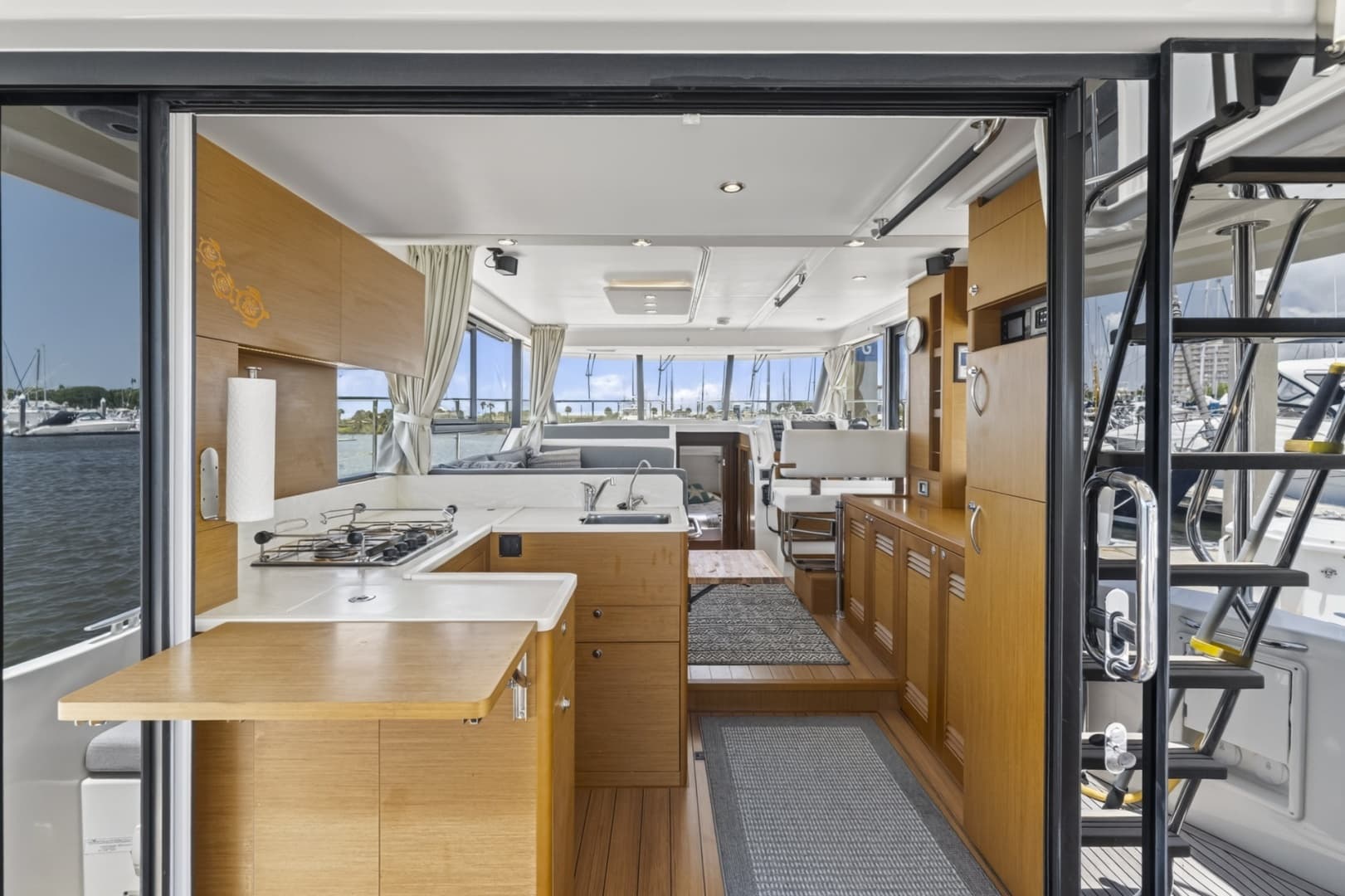 2022 Beneteau Swift Trawler 41 Fly - Image 18