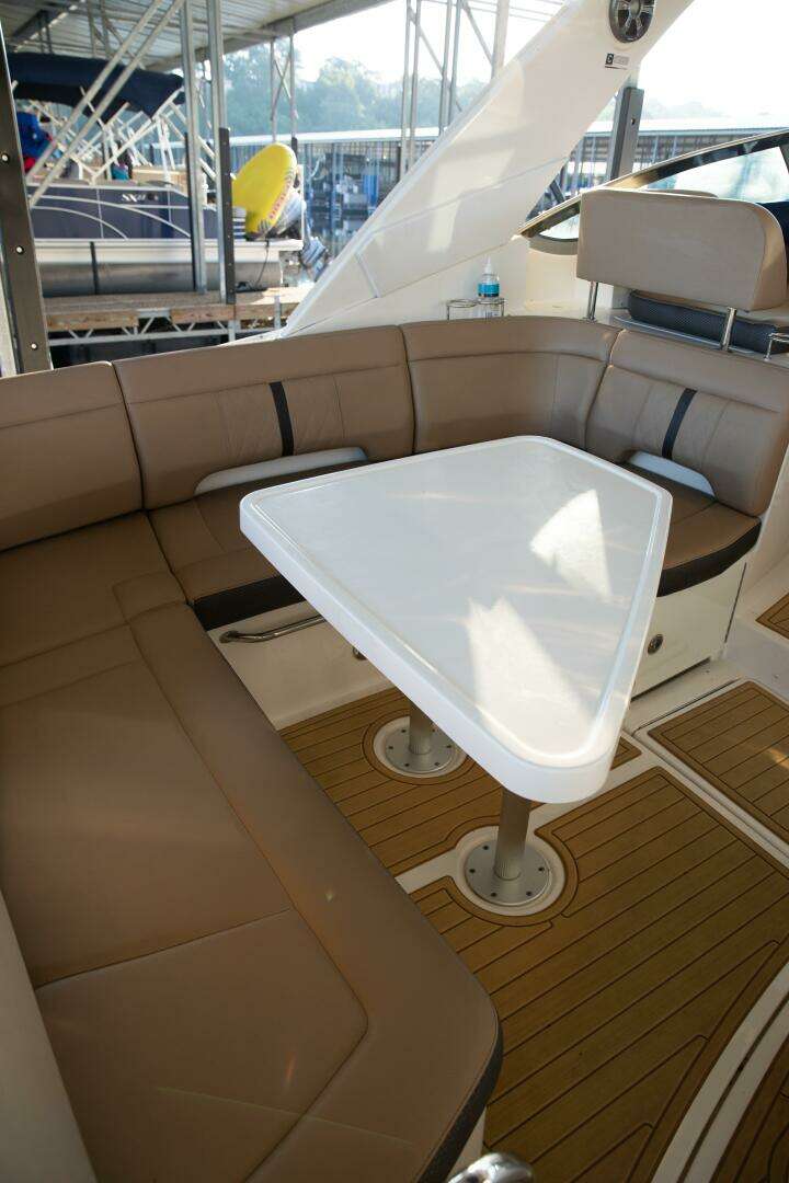 2016 Sea Ray 350 Sundancer - Image 45