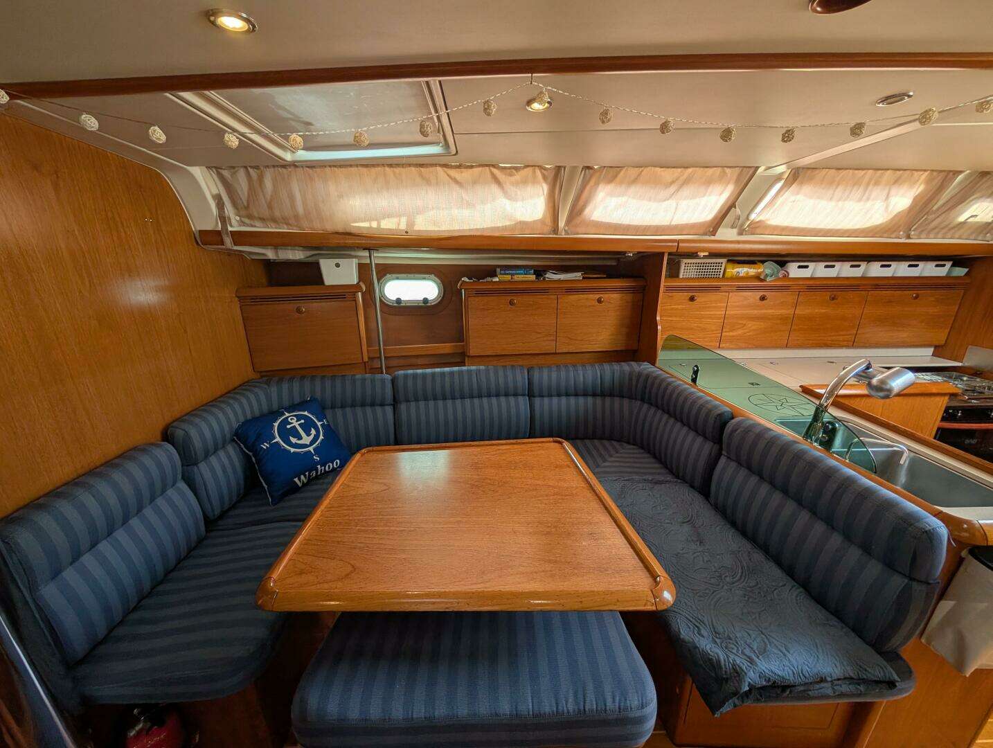2001 Jeanneau 43 Sun Odyssey - Image 28