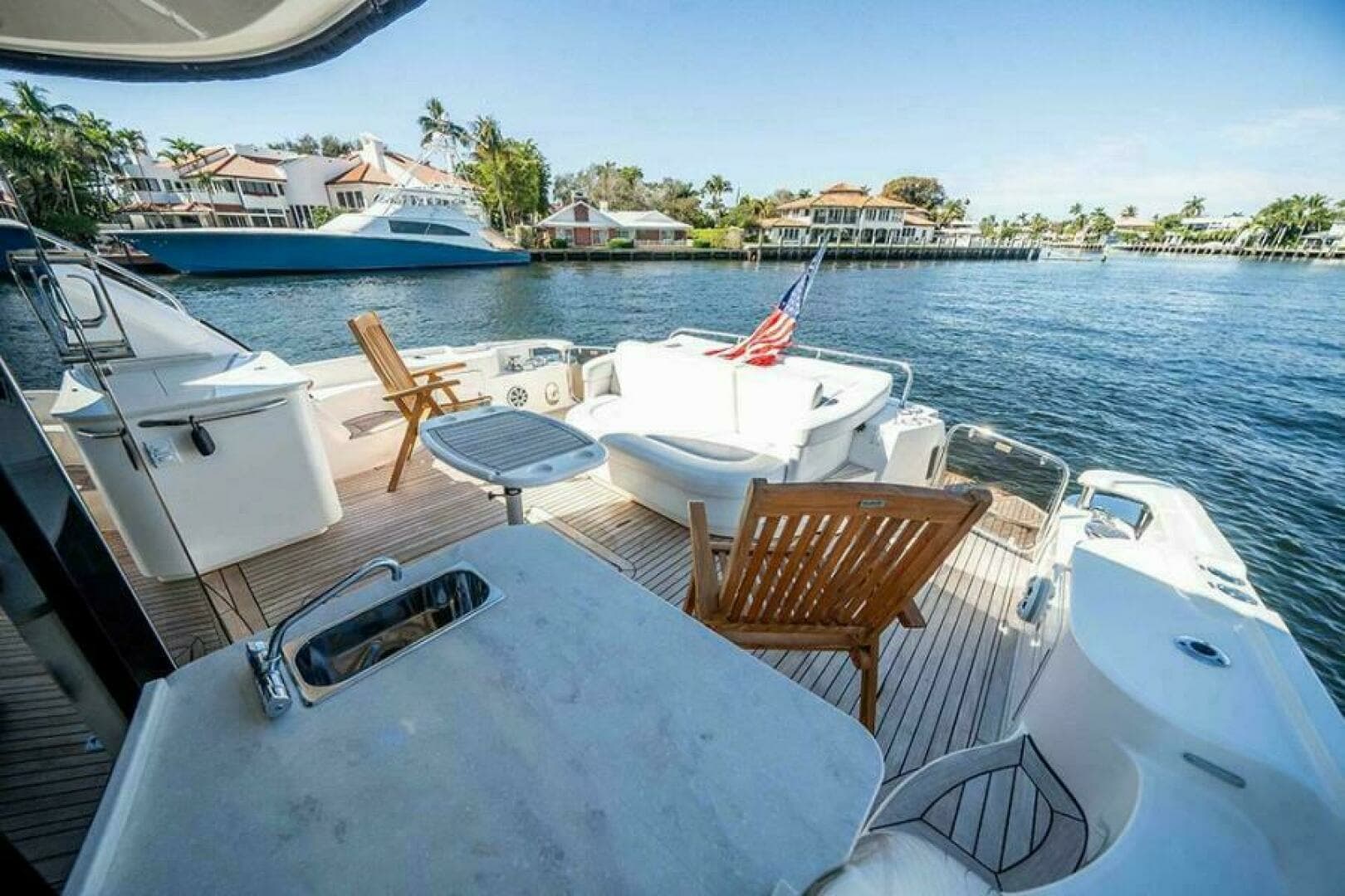 2012 Sea Ray 610 Sundancer - Image 10