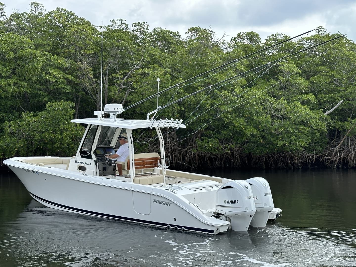 2019 Pursuit S288 CC - Image 2