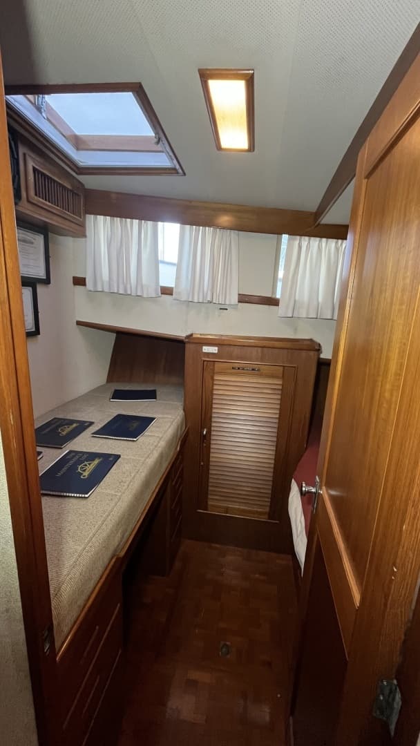 1987 Grand Banks 49 Motor Yacht - Image 54