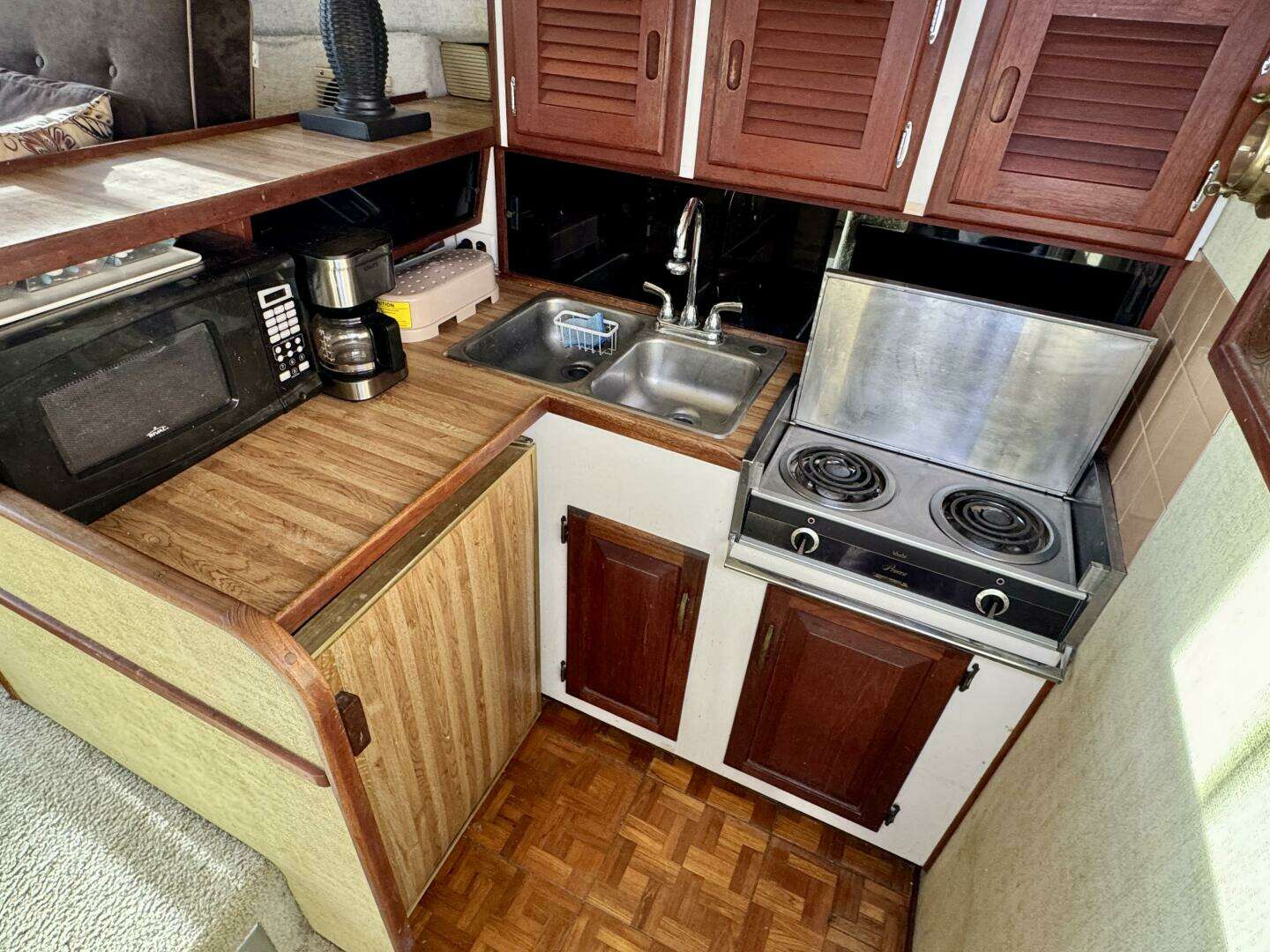 1979 Silverton 34 Convertible - Image 45