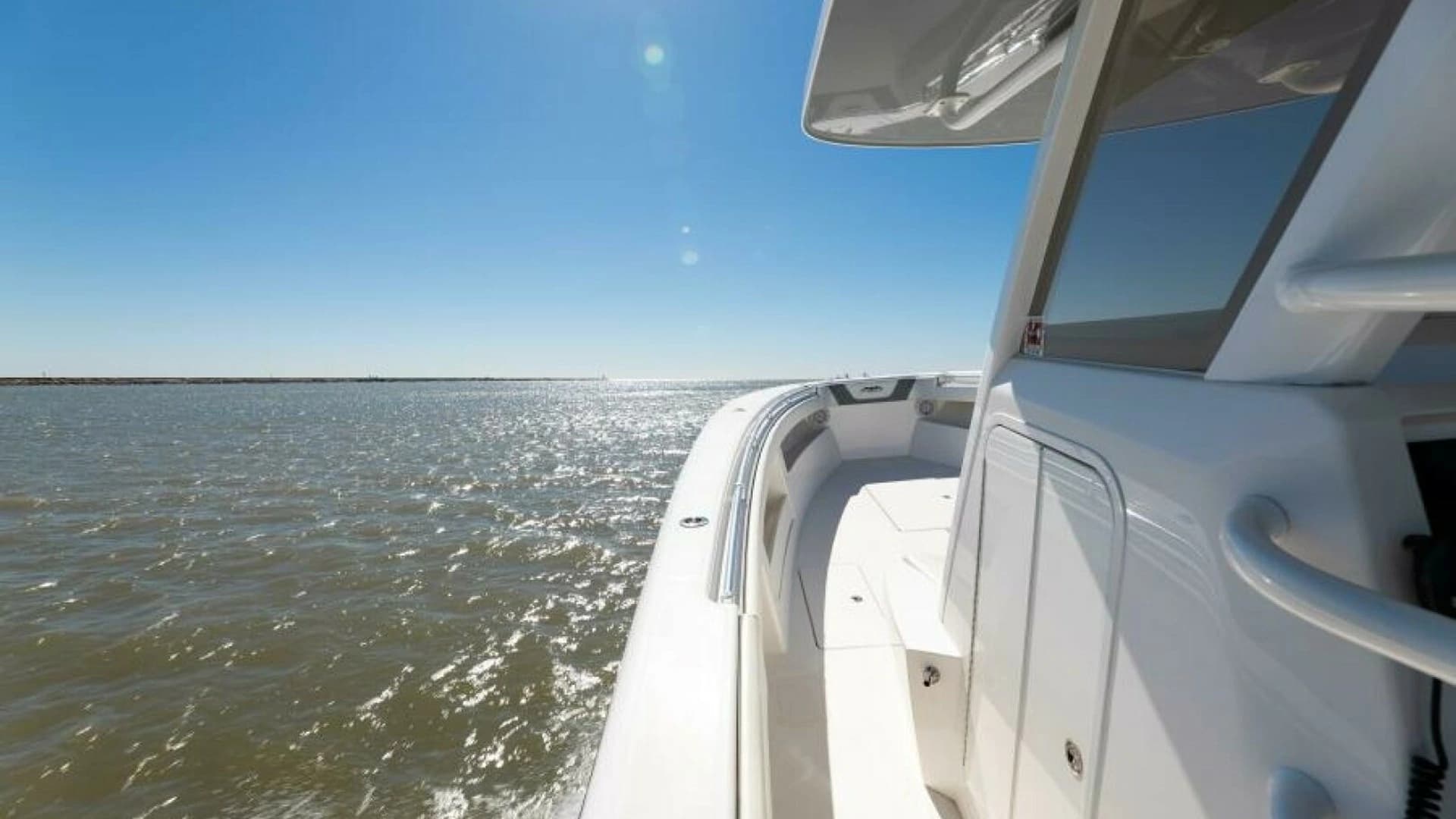 2019 Invincible 39 Open - Image 32