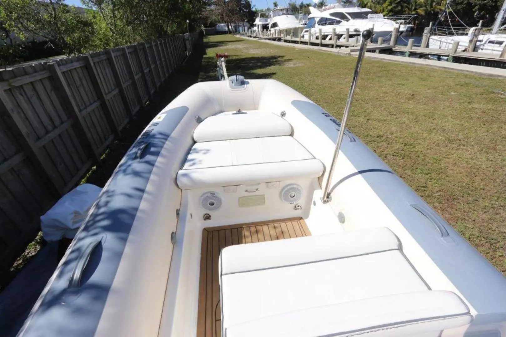 2018 Williams Jet Tenders Sportjet 520 - Image 8