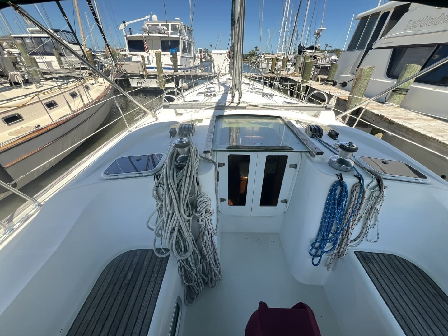 2001 Beneteau Oceanis 473 - Image 16