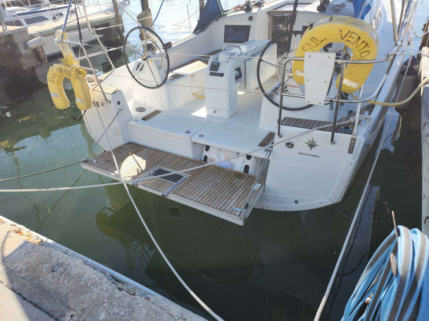 2020 Jeanneau Sun Odyssey 410 - Image 5