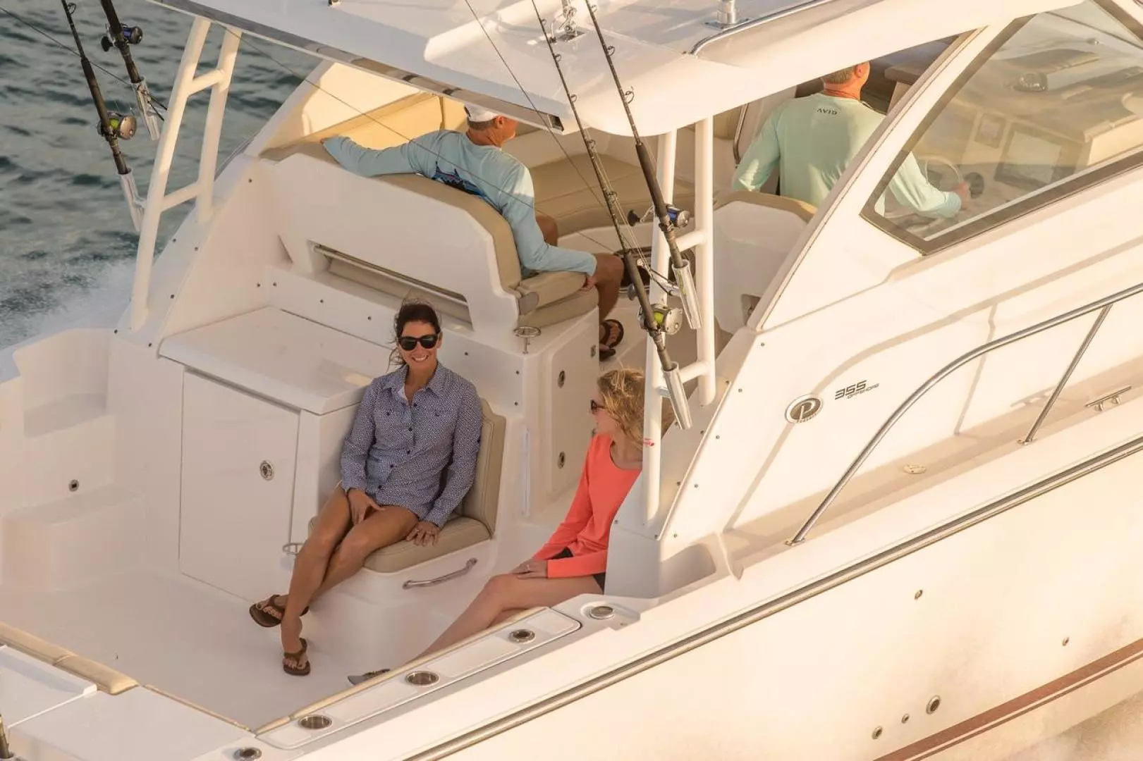 2020 Pursuit OS 355 Offshore - Image 6