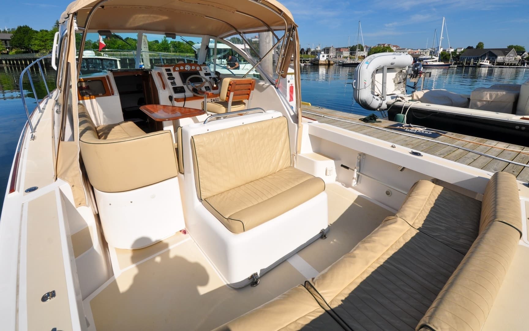 2005 Hunt Surfhunter 29 - Image 20