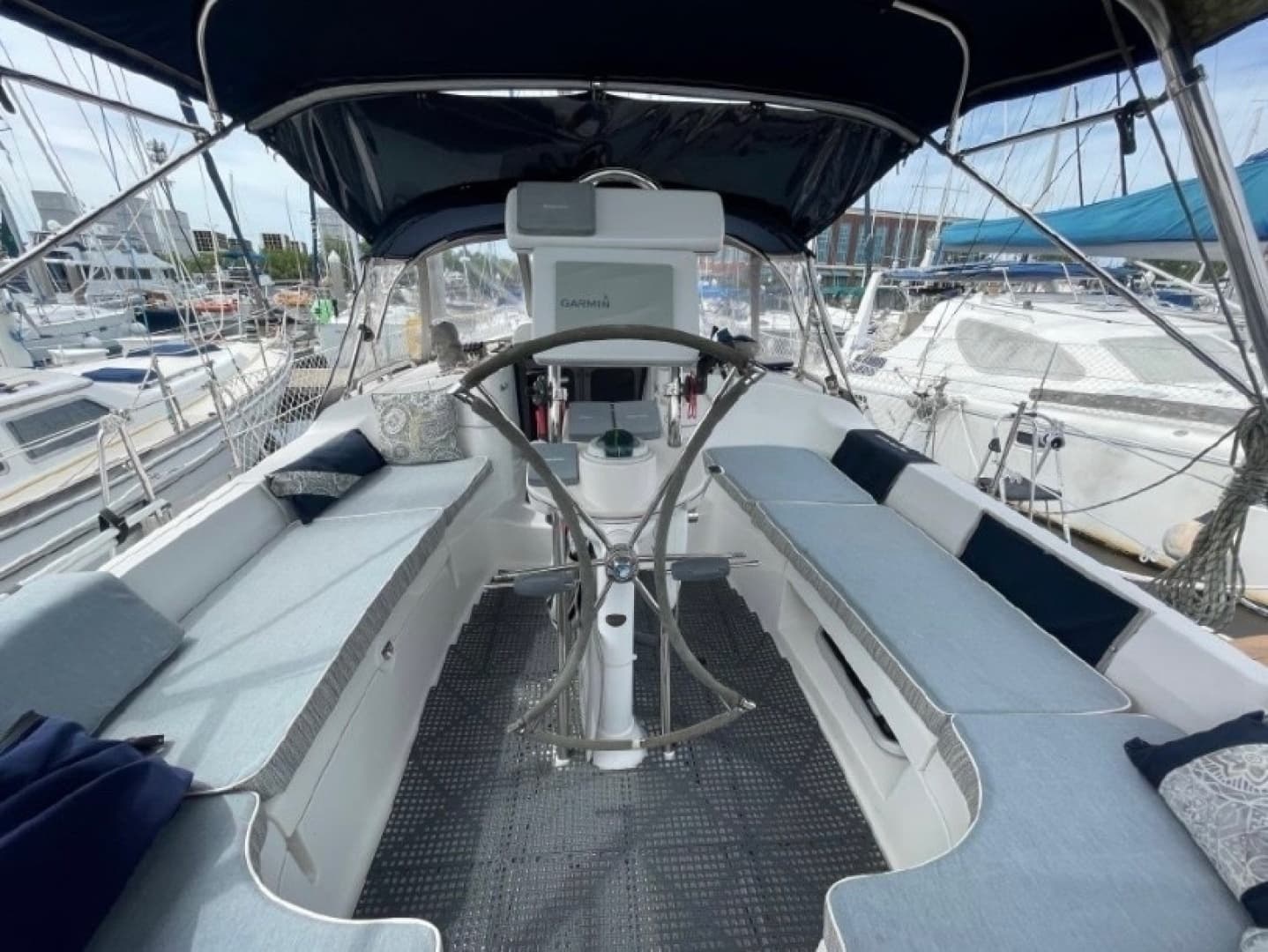 2006 Hunter Hunter 41 Aft Cockpit - Image 3