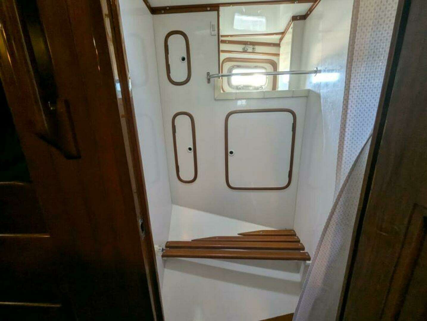 1989 Tayana 55 - Image 23